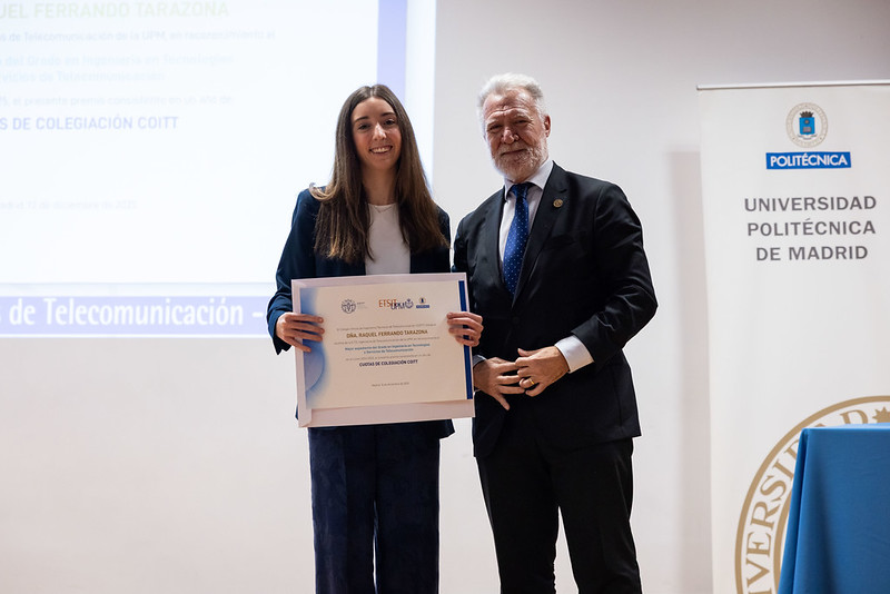 Premios a la excelencia académica